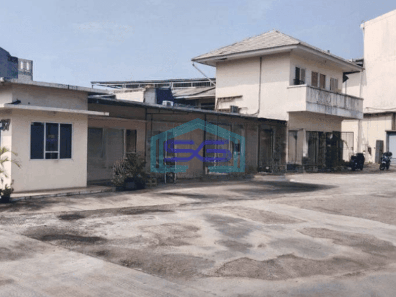 Dijual Gudang Turun Harga Lokasi Bebas Banjir Luas Bangunan 5806 m² di Daan Mogot Tangerang