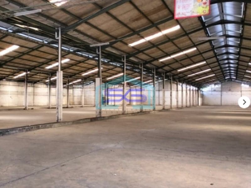 Disewakan Gudang Komersial Bagus LB 5000m² di Jl Imam Bonjol Karawaci Tangerang