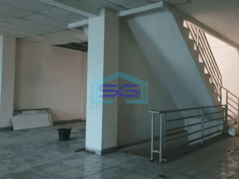 Dijual Cepat Ruang Usaha Luas Bangunan 450 m² di Tambora Jakarta Barat