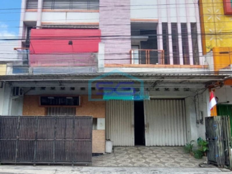 Disewakan Ruko 3 Lantai di Kawasan Bisnis Catur Tunggal, Depok, Sleman Yogyakarta LB 300m2