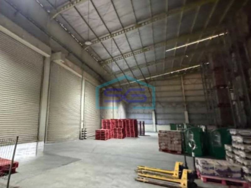 Warehouse for Rent Large Building 12000 sqm Located in Cikarang Timur Container Access 40 Feet