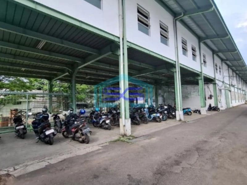 Disewakan Gudang Kawasan Sangat Bagus di Mainroad Ujungberung Bandung Luas 842m2