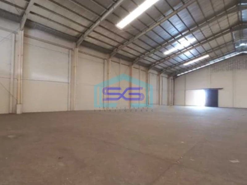Dijual Gudang Luas Tanah 4300 m² Lokasi  Strategis di Bekasi