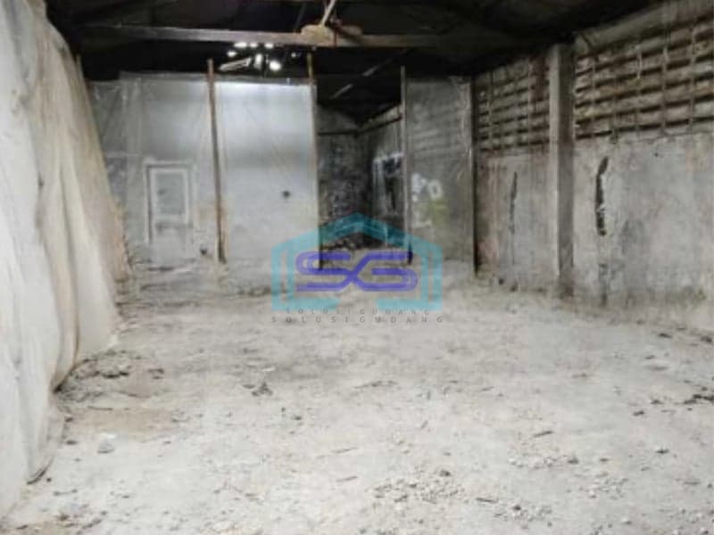 Disewakan Gudang Luas Tanah 560 m² Lokasi di Kapuk Kamal Jakarta Barat