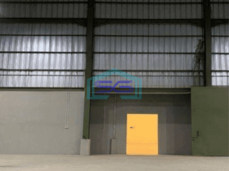Disewakan Gudang Ada Loading Dock Lokasi Strategis di Tarumajaya Bekasi Luas Bangunan 3360 m²