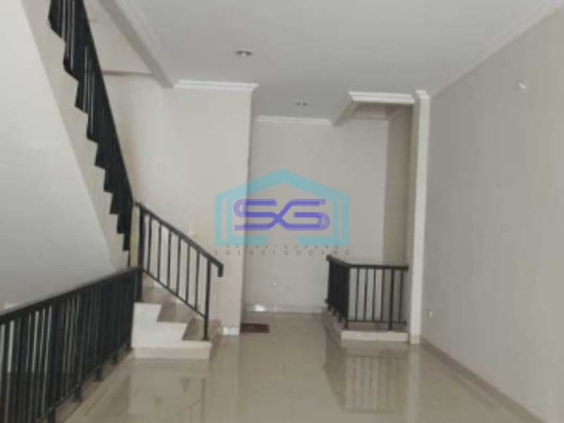Disewakan Ruko Hadap Dalam LB 250m2 Bangunan 3.5 Lantai Jakarta Barat
