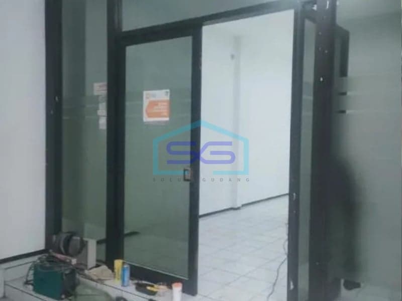 Disewakan Ruko Main Road Cimahi Jawa Barat Luas Bangunan 137 m²