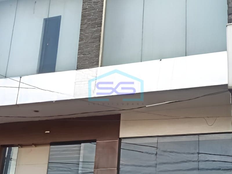 Strategic Shophouse for Rent in Cibubur Bogor West Java Building Area 400 m²