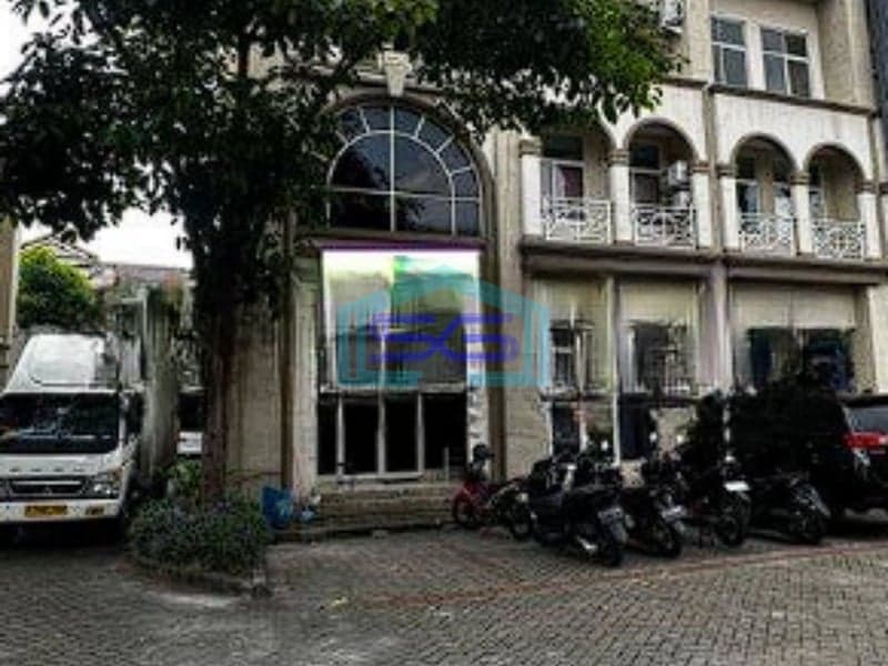 Dijual Ruko 3 Lantai Cocok Untuk Kantor, Klinik di Grand Galaxy Bekasi LB 105m2
