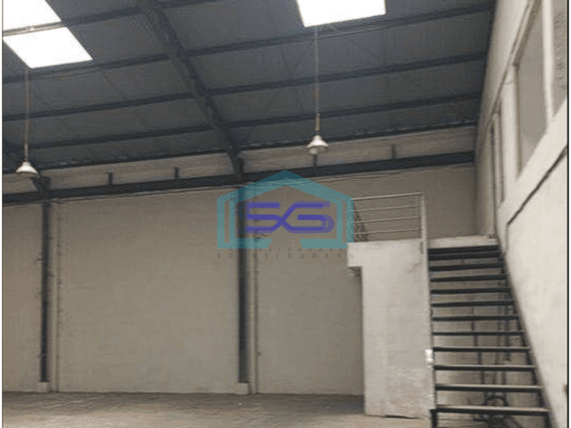 Dijual gudang besar muat container 40 feet di Jatake