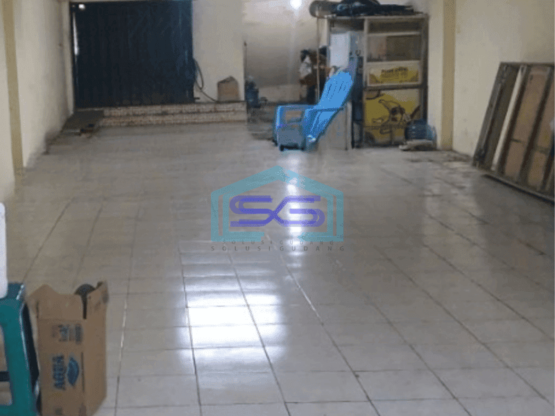 Disewakan Ruko di Jalan Raya Pluit Jakarta Utara Luas Tanah  165 m²