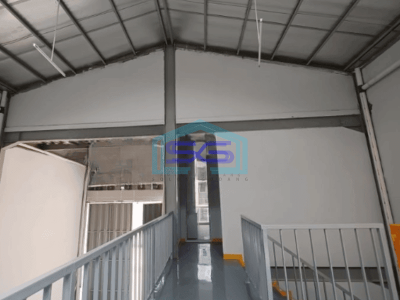 Disewakan Gudang Siap pakai Luas Bangunan  657 m² di Kalideres Jakarta Barat