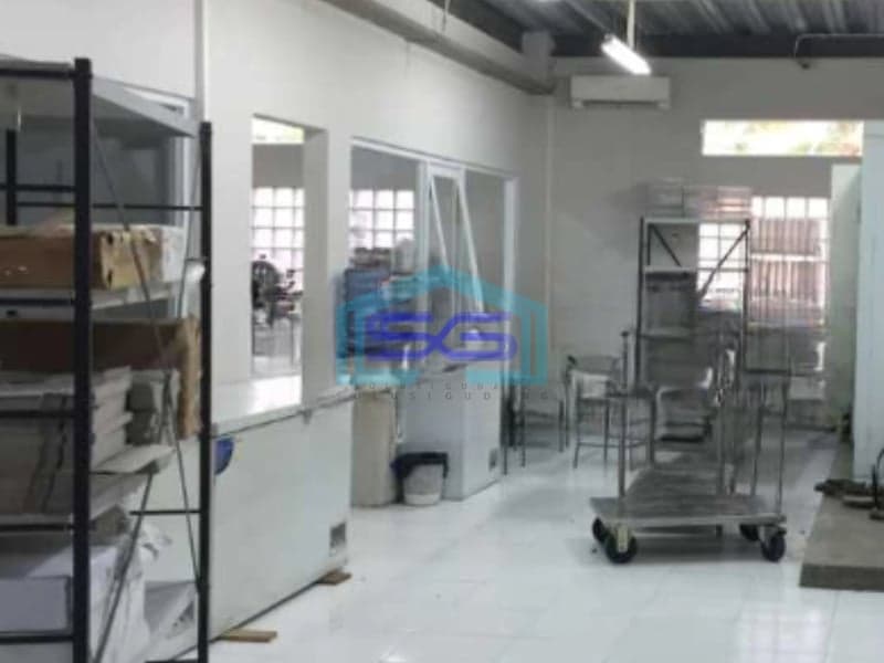 Dijual Gudang Luas Bangunan 800 m² Lokasi Bebas Banjir di Tangerang