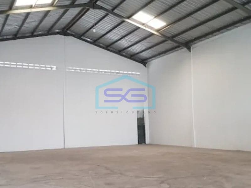 Disewakan Gudang Luas Bangunan 792 m2 di Pakuhaji Tangerang