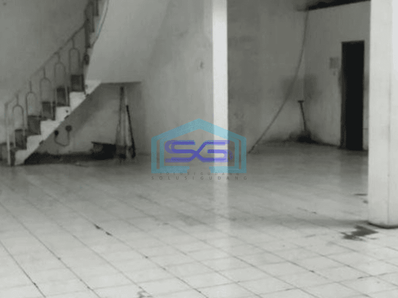 Disewakan Ruko Lokasi Strategis di Duren Sawit Jakarta Timur Luas Tanah  140 m²