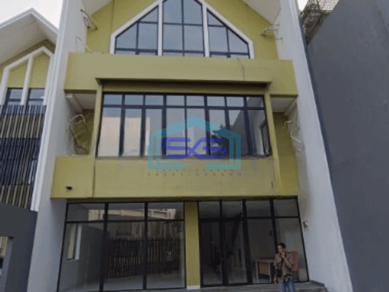 Dijual Ruko 3 Lantai Luas Bangunan  216 m² di Puri Indah Jakarta Barat