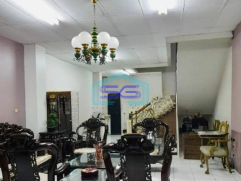 Dijual Ruko di lokasi sangat strategis Cempaka Putih Jakarta Pusat Luas Bangunan  360 m²