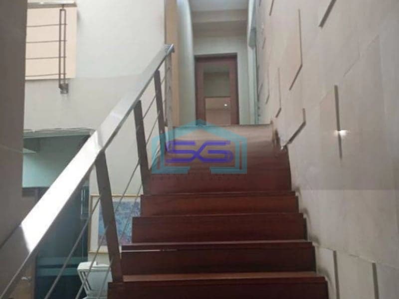Disewakan Ruko Lokasi Strategis di Kebayoran Baru Jakarta Selatan LB 600m2
