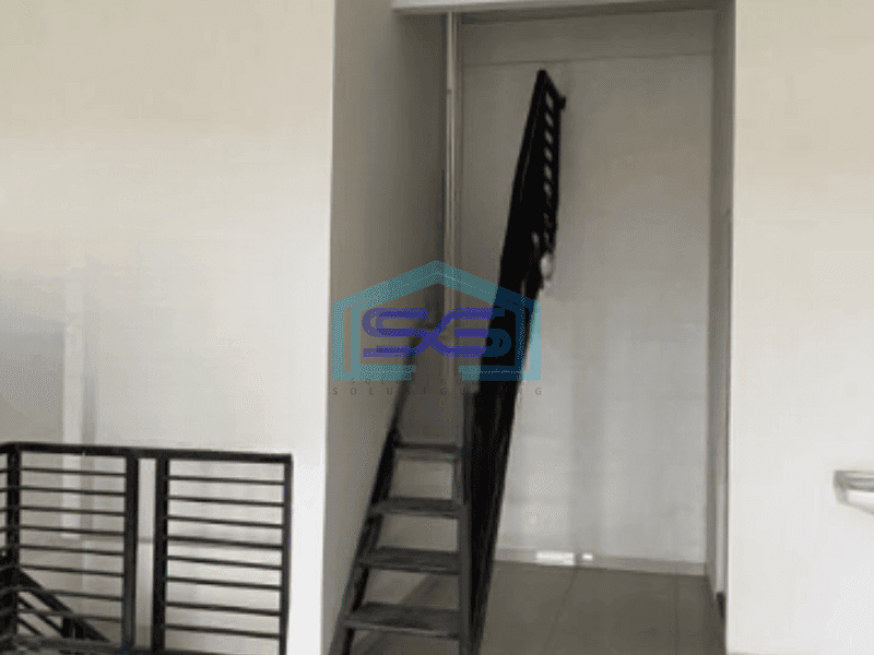 Disewakan Ruko 3 Lantai Luas Bangunan 198 m² Lokasi Rungkut Surabaya