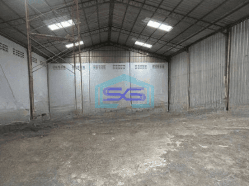 Disewakan Gudang Akses Container 40 Feet Luas Bangunan  480 m² di Cipondoh Tangerang