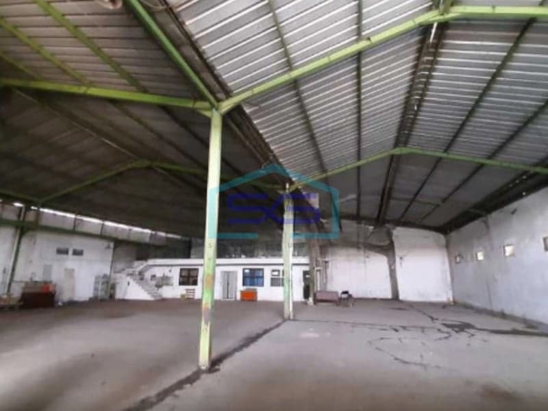 Ready-to-Use Warehouse for Sale Near Cileunyi Toll Gate in Rancaekek, Bandung (1200 sqm Floor Area)