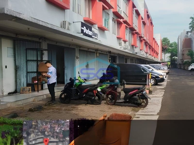 雅加达西部卡利德雷斯廉价商铺出售，3层适合办公室仓库，建筑面积200平方米