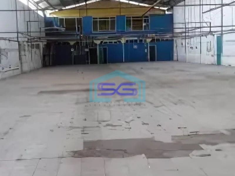Dijual Gudang Produktif di Jl Cibolerang, Kopo Bandung Selatan LB 1800m2