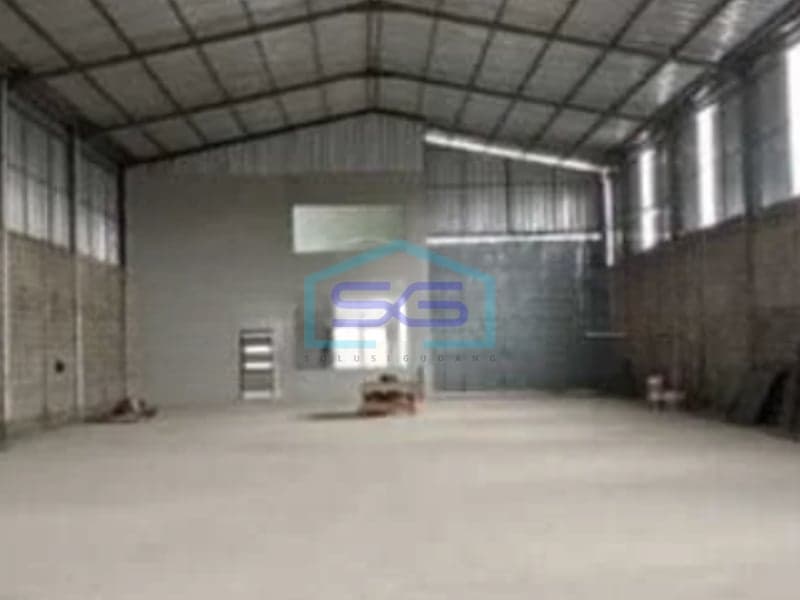 班都地区巴都加惹出租优质现成仓库，建筑面积720平方米
