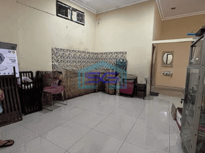 Dijual Bangunan ex Kantor dan Gudang di Cipinang Jakarta Timur LB 700m2