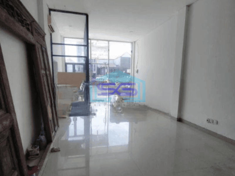 Disewakan kantor gudang parkiran luas di Pamecutan Denpasar Barat Bali