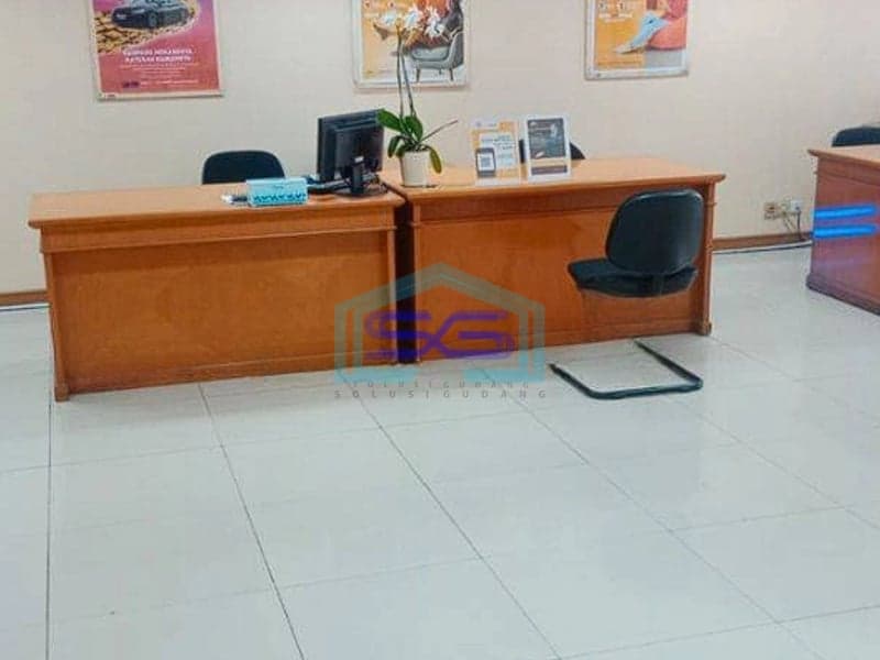 Disewakan Ruko Gandeng 3 Lantai di Pangeran Jayakarta Jakarta Pusat LB 240m2