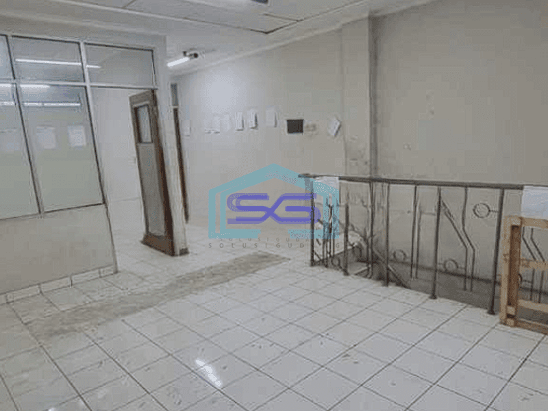 Dijual Ruko 3 Lantai Strategis Kopo Bandung SHM Luas Bangunan 400m2