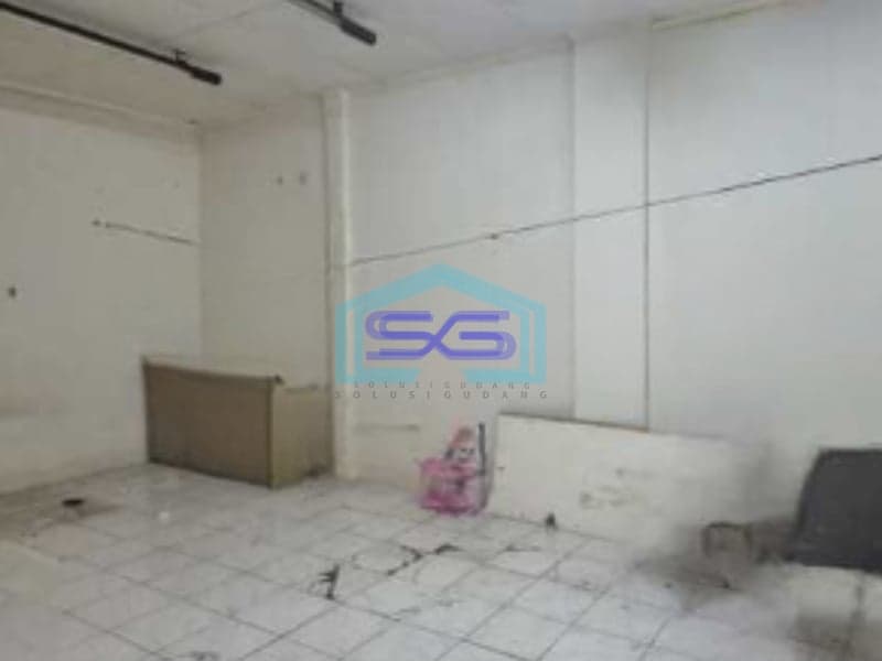 Disewakan Ruko 3 Lantai Lokasi di Taman Surya Jakarta Barat Luas Tanah  102 m²