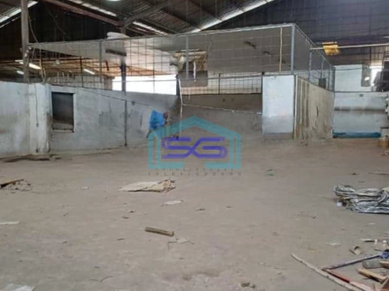 Disewakan Gudang Bebas Banjir Luas Bangunan  1600 m² Lokasi Cipondoh Tangerang