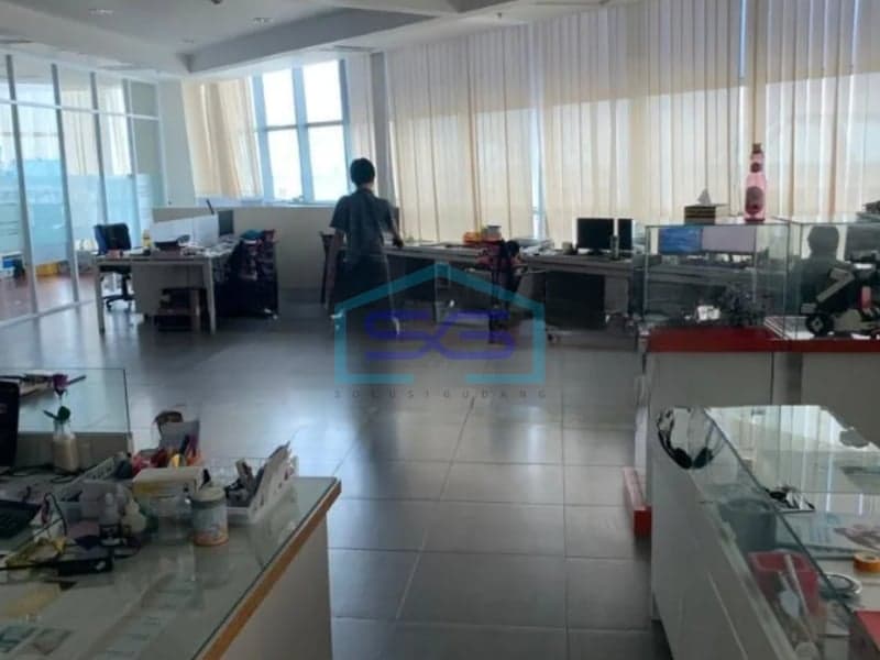 Disewakan Kantor di Tower Central Park, Jakarta Barat Luas Bangunan 228.32 m2