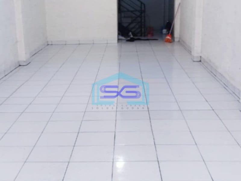 Disewakan Ruko Luas Tanah 188 m² Lokasi di Teluk Gong Jakarta Utara