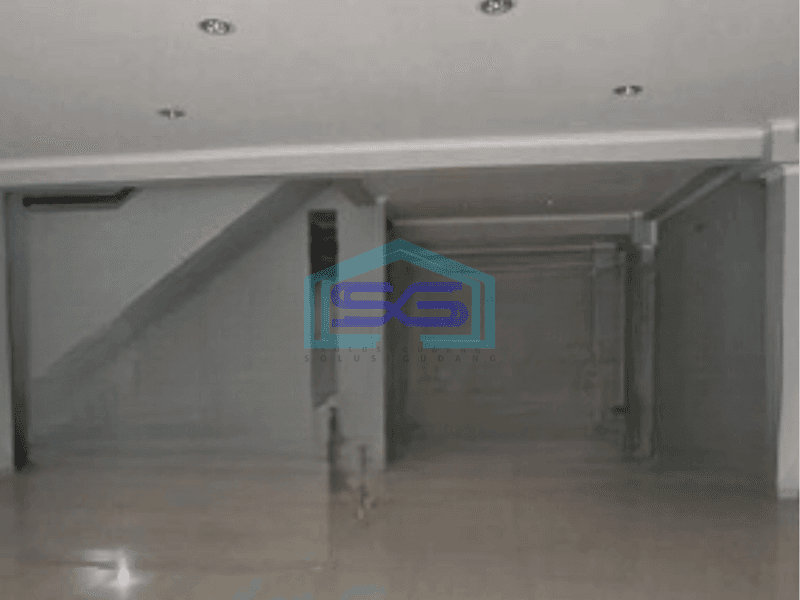 Disewakan Ruang Usaha Luas Tanah 315 m² di Surya Sumantri Bandung
