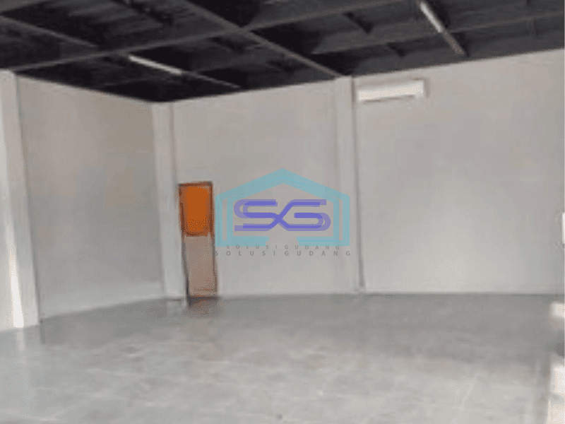 Disewakan Gudang 2 Lantai Lokasi Bebas Banjir Luas Tanah  1000 m²