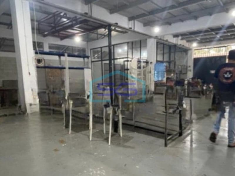 Dijual Gudang Luas Bangunan 1000 m² Kondisi Bagus Lokasi Bandung Jawa Barat