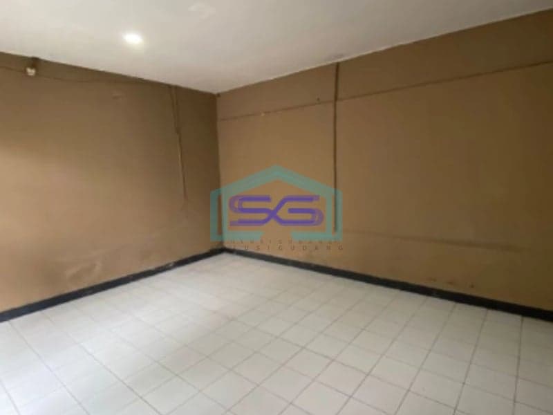 Disewakan Gudang luas Tanah 440 m2 Lokasi Bebas Banjir di Tangerang
