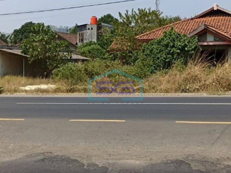 Disewakan Ruang Usaha Dekat Jalan Pantura di Batang, Jawa Tengah LB 450 m²