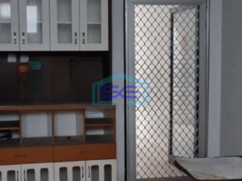 Dijual Ruko Luas Bangunan  220 m² di Tambora Jakarta Barat Siap Pakai