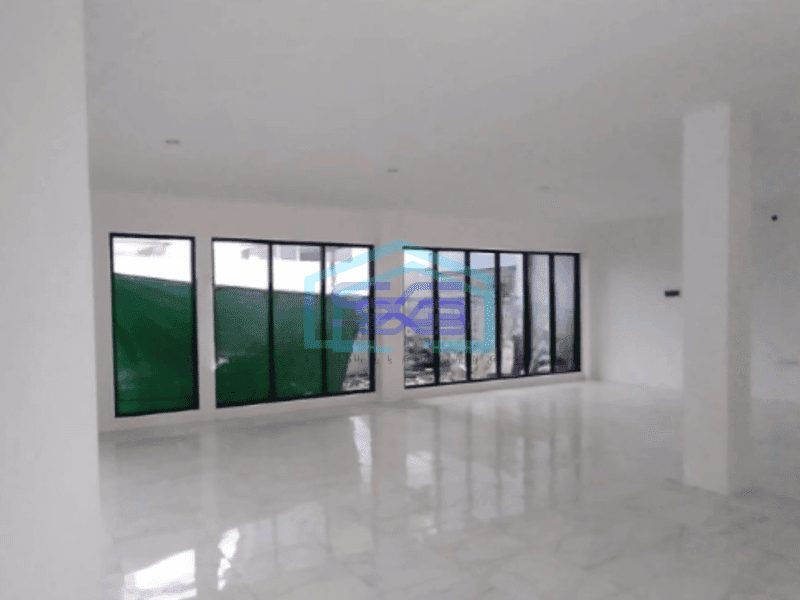 Dijual Ruko Bekas Ex Bca Gedung Atau Ruko Kenjeran Nol Jalan Raya Luas Bangunan 800 m²