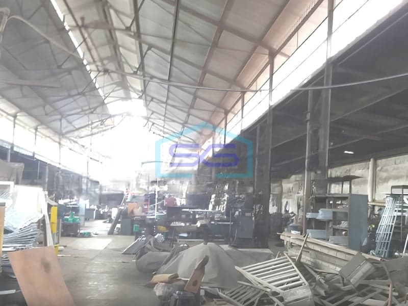 Disewakan Gudang Ex Pabrik di Mainroad Jalan Soekarno Hatta, Bandung LB 2000 m²