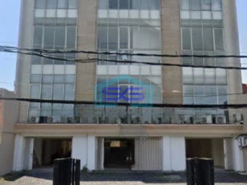 Disewakan Gedung di Wijaya Kusuma, Dukuh Kupang Surabaya Luas Bangunan 655m2