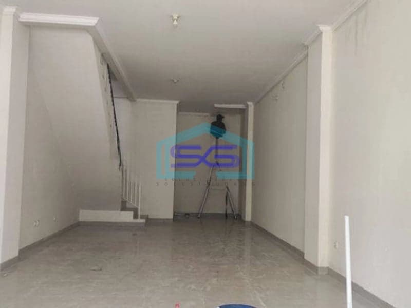 Disewakan Murah Ruko Crown Green Lake City Jakarta Barat 4 Lantai