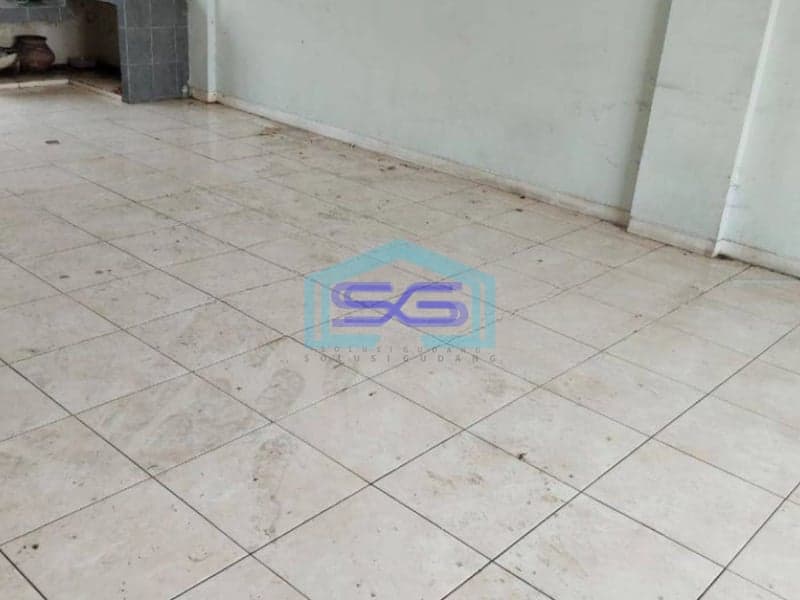 Disewakan Ruko Symphoni 3 lantai Di Harapan Indah Bekasi