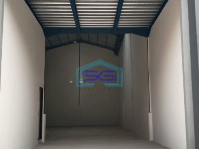Disewakan Gudang Ada Kantor Luas Tanah  300 m² di Tangerang