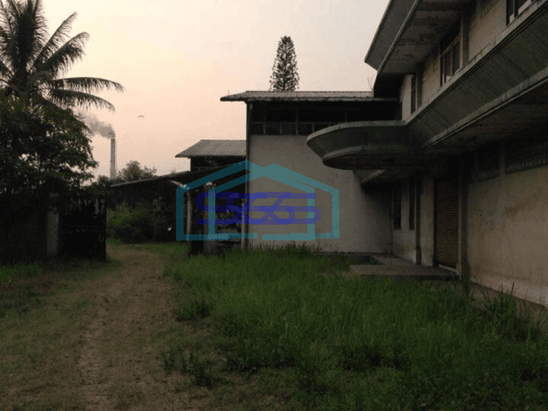 Dijual Gudang Pabrik Murah Hanya Dihitung Harga Tanah Saja di Batujajar