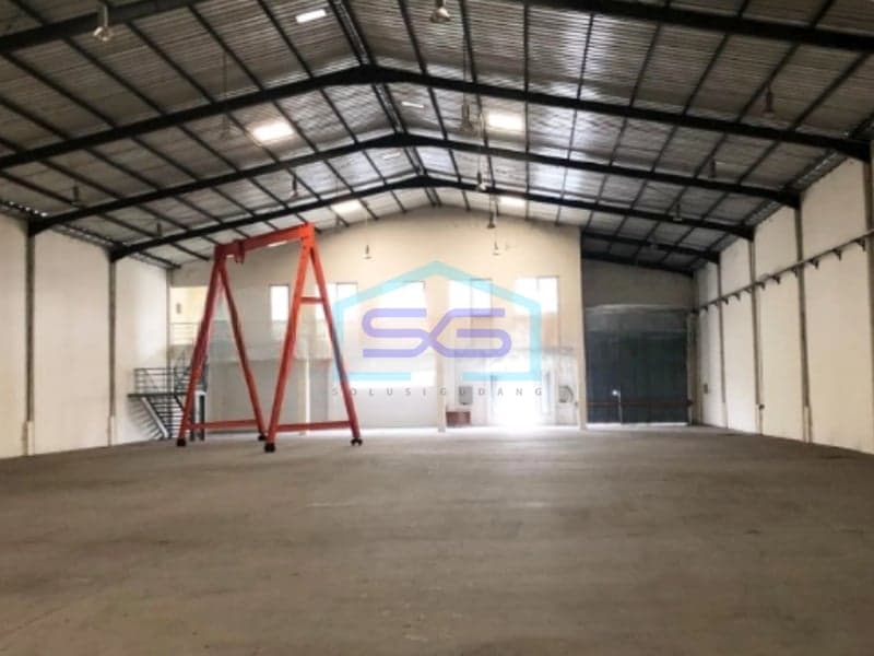 For Sale Warehouse Flood-Free 40 Feet Container Access Strategic Location in Cikarang Bekasi Land Area 1610m2